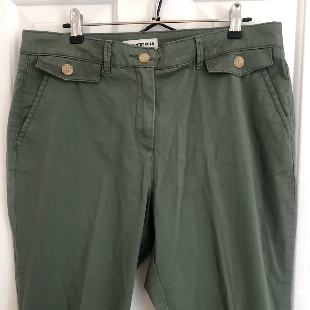 🌿 COUNTRY ROAD 🌿 ladies green trousers size 12 - Picture 3 of 4